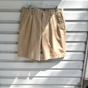 Callaway Golf ⛳️ | Callaway Golf X series shorts size 33 color khaki